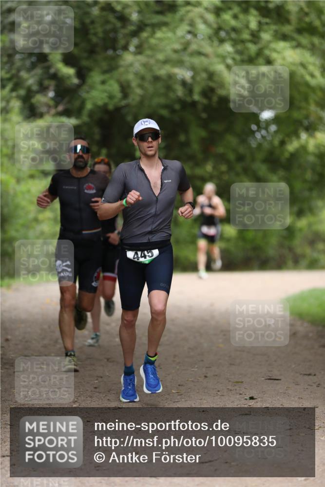 30.08.2026 - Elbe Triathlon Hamburg Antke Förster http://msf.ph/oto/10095835 30.08.2026 10:07:47 Laufen 445 meine-sportfotos.de