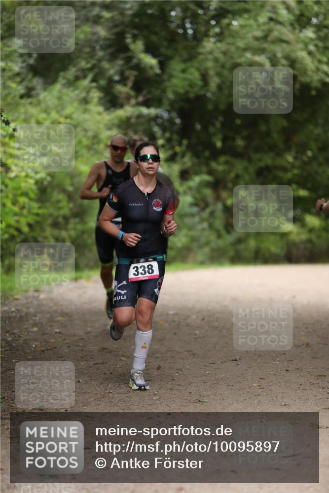 30.08.2026 - Elbe Triathlon Hamburg Antke Förster http://msf.ph/oto/10095897 30.08.2026 10:08:26 Laufen 338 meine-sportfotos.de