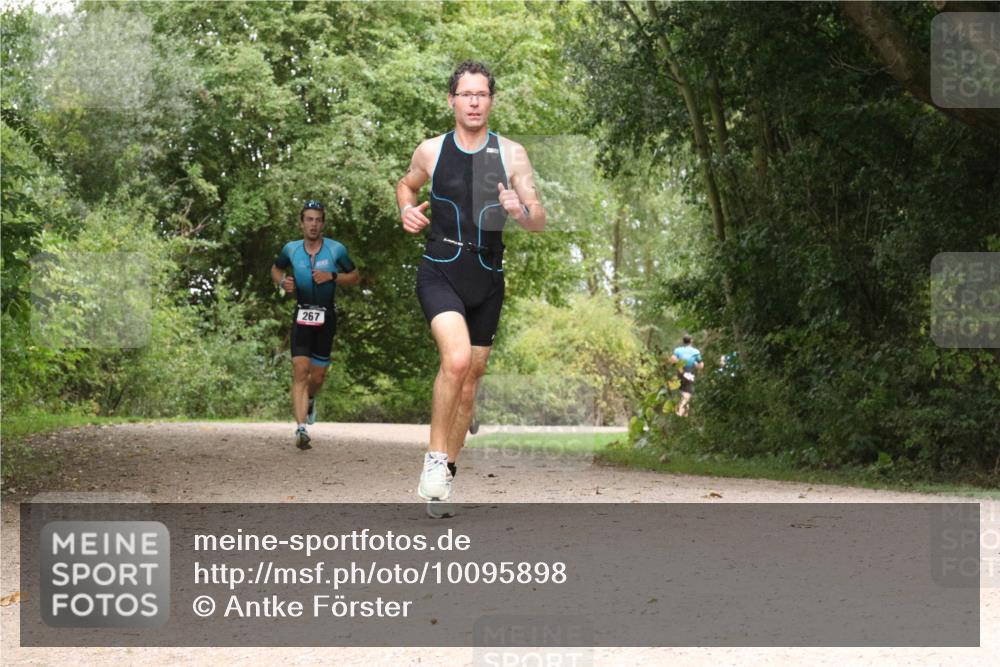 30.08.2026 - Elbe Triathlon Hamburg Antke Förster http://msf.ph/oto/10095898 30.08.2026 10:13:04 Laufen 267 meine-sportfotos.de