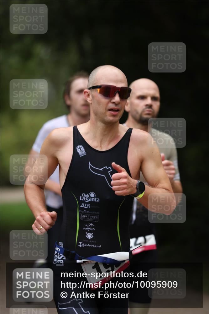30.08.2026 - Elbe Triathlon Hamburg Antke Förster http://msf.ph/oto/10095909 30.08.2026 10:08:30 Laufen 19 meine-sportfotos.de