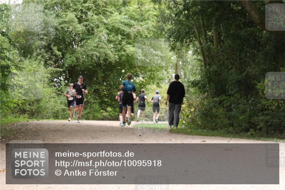 30.08.2026 - Elbe Triathlon Hamburg Antke Förster http://msf.ph/oto/10095918 30.08.2026 10:13:21 Laufen  meine-sportfotos.de