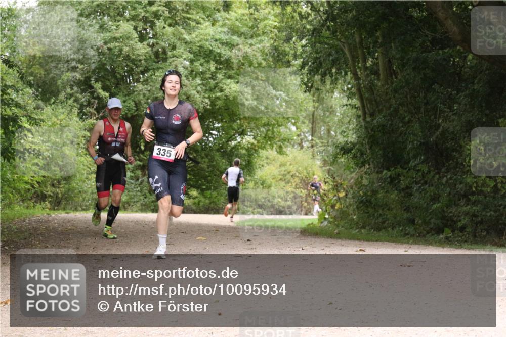30.08.2026 - Elbe Triathlon Hamburg Antke Förster http://msf.ph/oto/10095934 30.08.2026 10:13:42 Laufen 335 meine-sportfotos.de