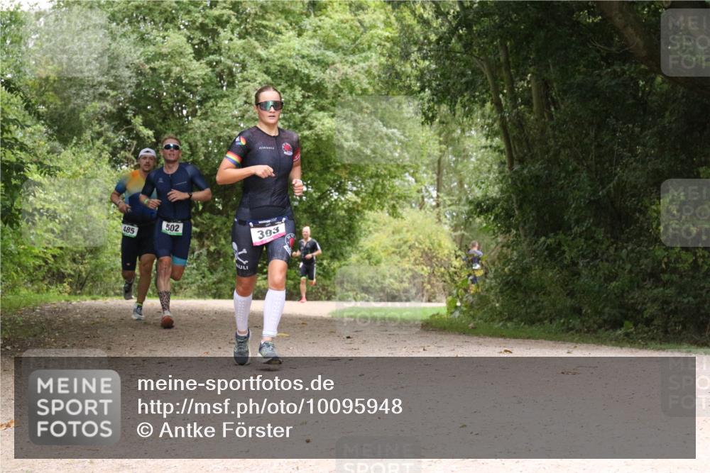 30.08.2026 - Elbe Triathlon Hamburg Antke Förster http://msf.ph/oto/10095948 30.08.2026 10:13:58 Laufen 485, 502, 393 meine-sportfotos.de
