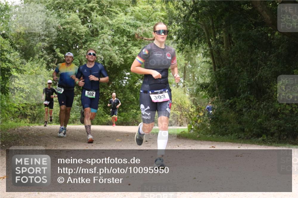 30.08.2026 - Elbe Triathlon Hamburg Antke Förster http://msf.ph/oto/10095950 30.08.2026 10:13:59 Laufen 485, 502, 393 meine-sportfotos.de