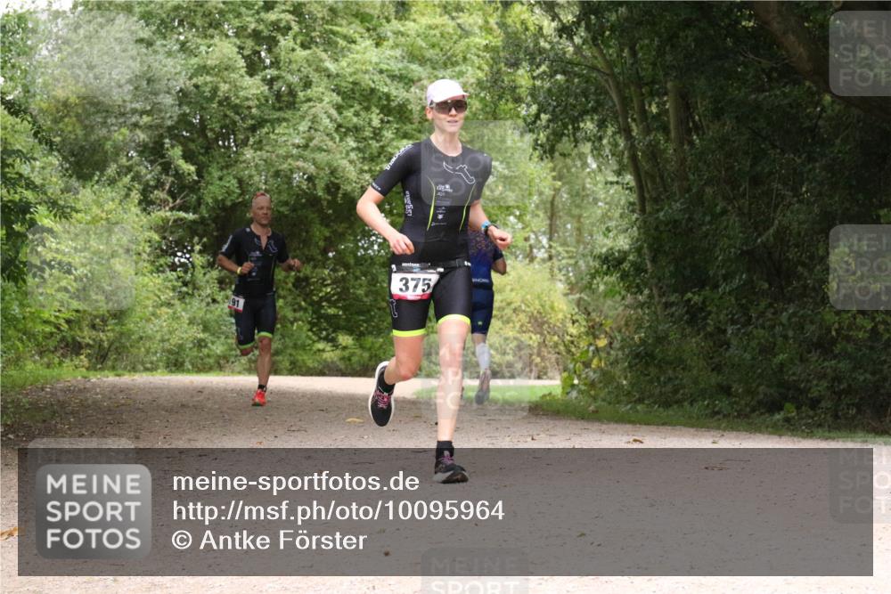 30.08.2026 - Elbe Triathlon Hamburg Antke Förster http://msf.ph/oto/10095964 30.08.2026 10:14:05 Laufen 91, 375, 7 meine-sportfotos.de