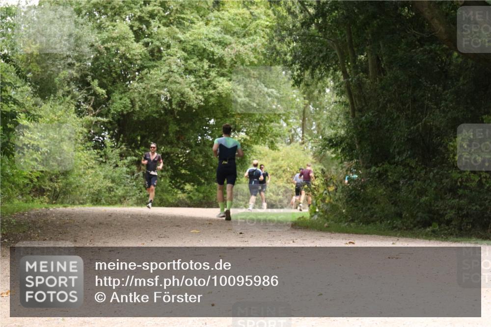 30.08.2026 - Elbe Triathlon Hamburg Antke Förster http://msf.ph/oto/10095986 30.08.2026 10:15:00 Laufen  meine-sportfotos.de