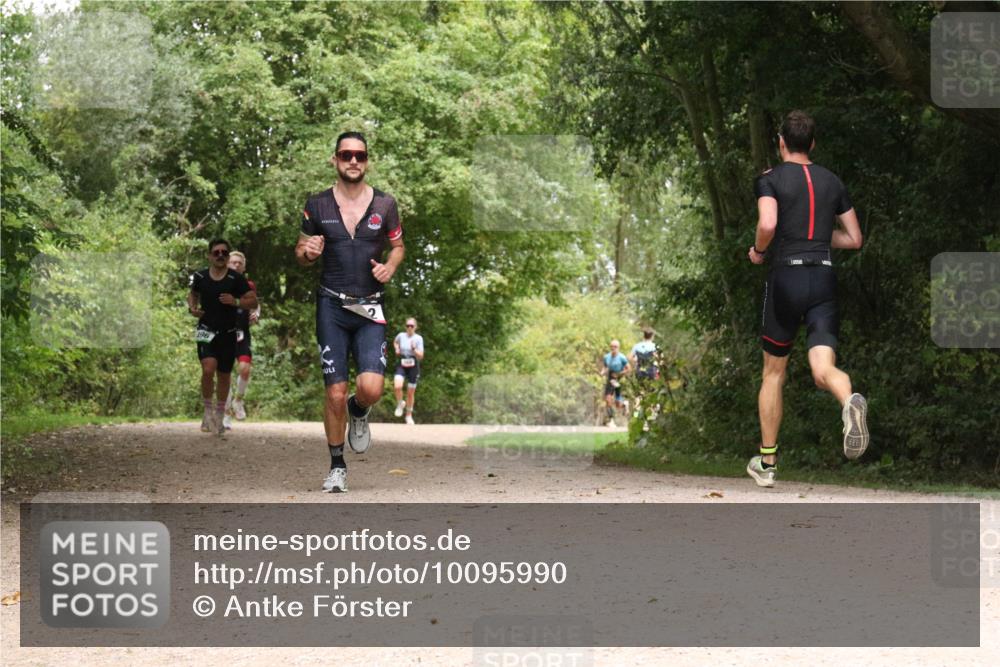 30.08.2026 - Elbe Triathlon Hamburg Antke Förster http://msf.ph/oto/10095990 30.08.2026 10:15:09 Laufen  meine-sportfotos.de