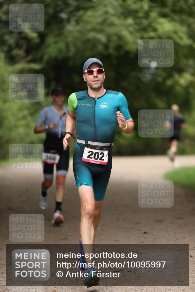 30.08.2026 - Elbe Triathlon Hamburg Antke Förster http://msf.ph/oto/10095997 30.08.2026 10:10:16 Laufen 366, 202 meine-sportfotos.de