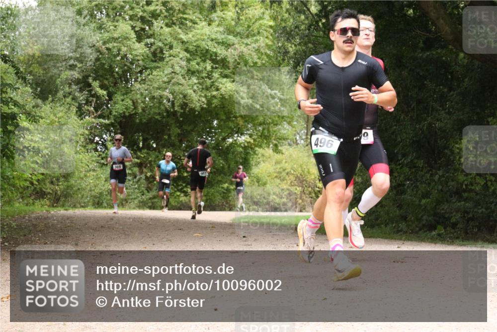 30.08.2026 - Elbe Triathlon Hamburg Antke Förster http://msf.ph/oto/10096002 30.08.2026 10:15:13 Laufen 369, 496, 829 meine-sportfotos.de