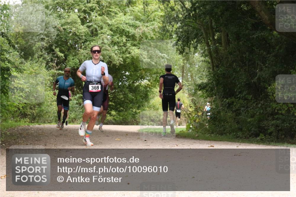 30.08.2026 - Elbe Triathlon Hamburg Antke Förster http://msf.ph/oto/10096010 30.08.2026 10:15:18 Laufen 369 meine-sportfotos.de