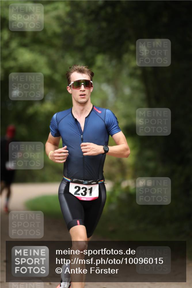 30.08.2026 - Elbe Triathlon Hamburg Antke Förster http://msf.ph/oto/10096015 30.08.2026 10:10:41 Laufen 231 meine-sportfotos.de