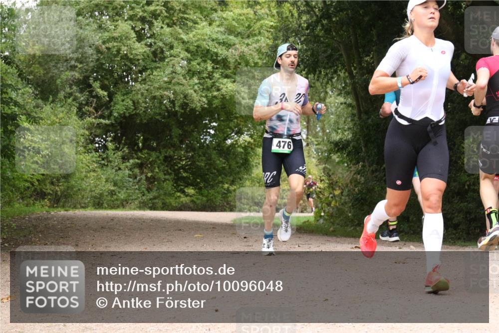 30.08.2026 - Elbe Triathlon Hamburg Antke Förster http://msf.ph/oto/10096048 30.08.2026 10:15:40 Laufen 32, 3, 2, 476 meine-sportfotos.de