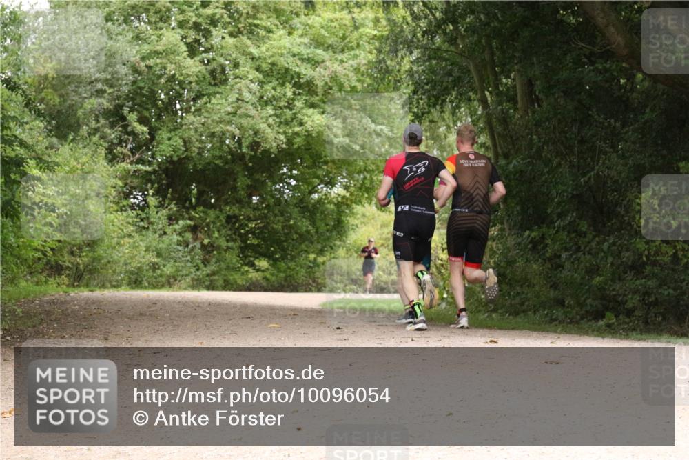 30.08.2026 - Elbe Triathlon Hamburg Antke Förster http://msf.ph/oto/10096054 30.08.2026 10:15:41 Laufen  meine-sportfotos.de