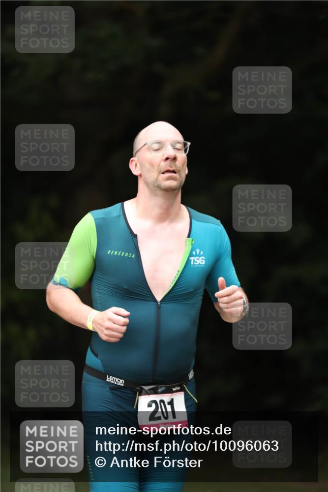 30.08.2026 - Elbe Triathlon Hamburg Antke Förster http://msf.ph/oto/10096063 30.08.2026 10:11:11 Laufen 201 meine-sportfotos.de