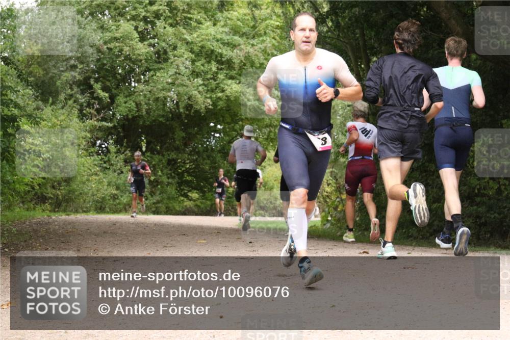 30.08.2026 - Elbe Triathlon Hamburg Antke Förster http://msf.ph/oto/10096076 30.08.2026 10:16:02 Laufen 8 meine-sportfotos.de