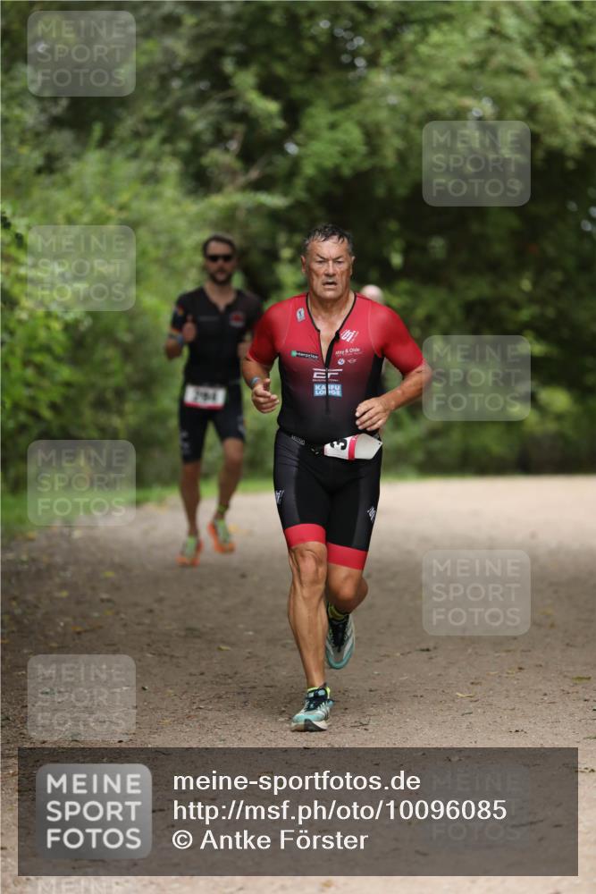 30.08.2026 - Elbe Triathlon Hamburg Antke Förster http://msf.ph/oto/10096085 30.08.2026 10:11:28 Laufen 204 meine-sportfotos.de