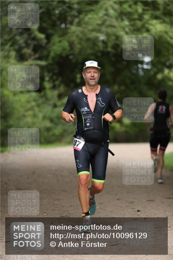 30.08.2026 - Elbe Triathlon Hamburg Antke Förster http://msf.ph/oto/10096129 30.08.2026 10:11:52 Laufen 187, 23 meine-sportfotos.de