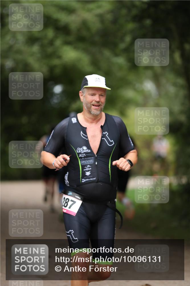 30.08.2026 - Elbe Triathlon Hamburg Antke Förster http://msf.ph/oto/10096131 30.08.2026 10:11:54 Laufen 187 meine-sportfotos.de