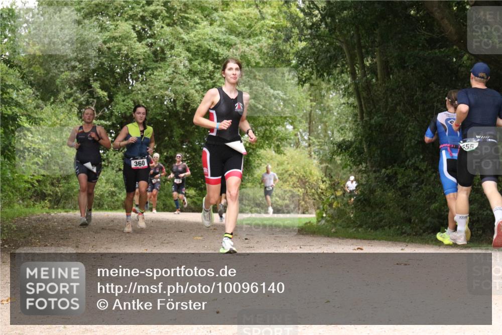 30.08.2026 - Elbe Triathlon Hamburg Antke Förster http://msf.ph/oto/10096140 30.08.2026 10:16:40 Laufen 360, 655 meine-sportfotos.de