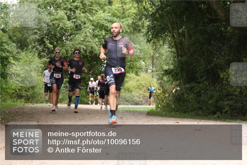 30.08.2026 - Elbe Triathlon Hamburg Antke Förster http://msf.ph/oto/10096156 30.08.2026 10:16:47 Laufen 336, 319, 235 meine-sportfotos.de