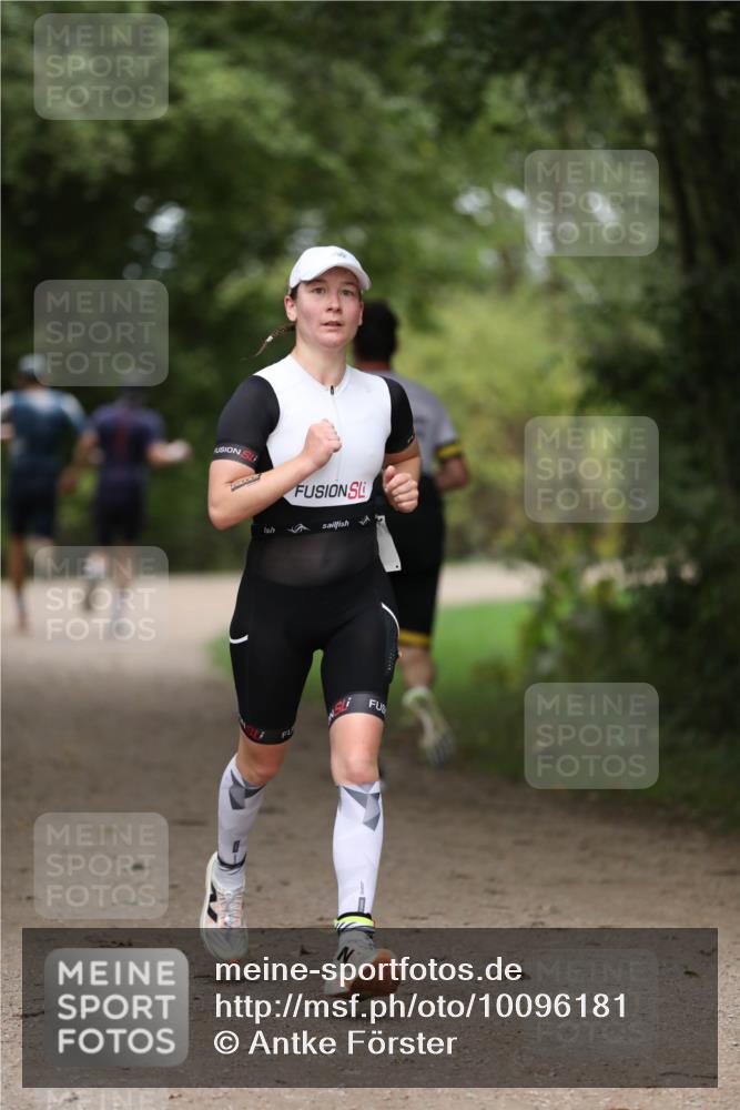 30.08.2026 - Elbe Triathlon Hamburg Antke Förster http://msf.ph/oto/10096181 30.08.2026 10:12:48 Laufen  meine-sportfotos.de