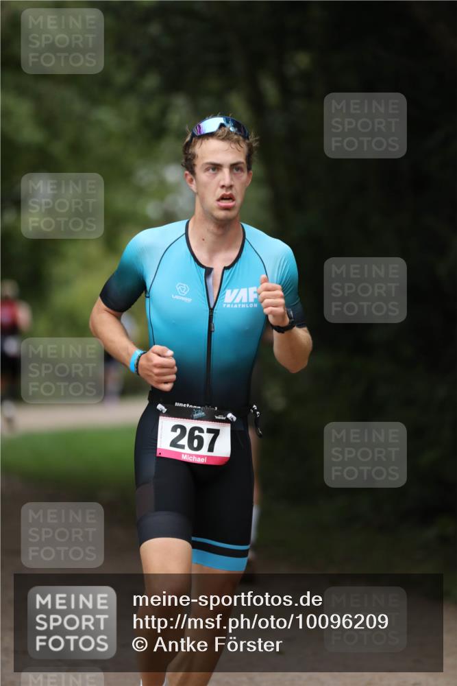 30.08.2026 - Elbe Triathlon Hamburg Antke Förster http://msf.ph/oto/10096209 30.08.2026 10:13:07 Laufen 267 meine-sportfotos.de
