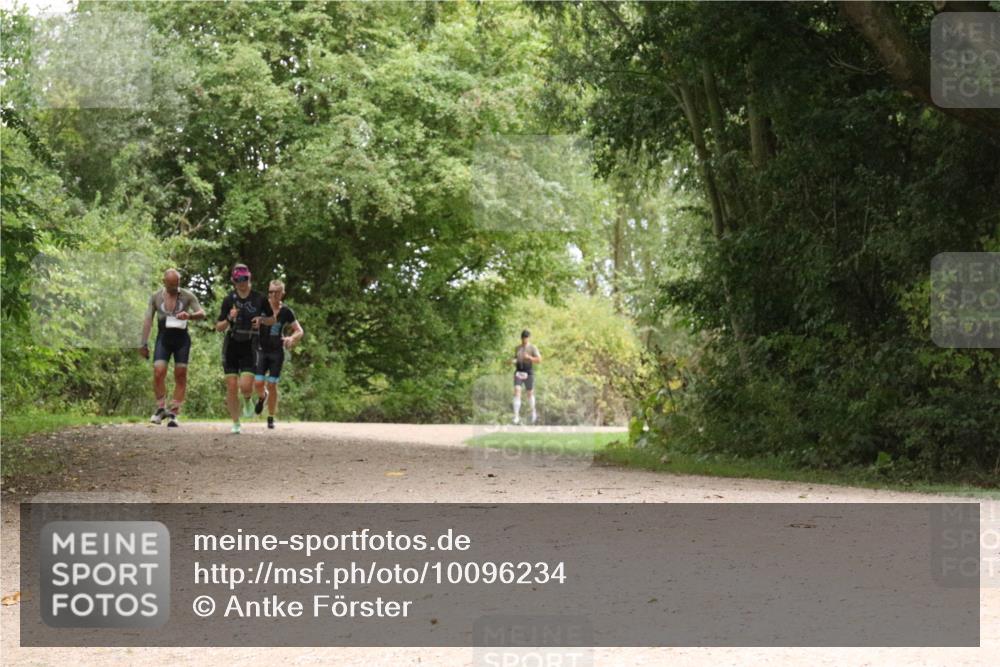 30.08.2026 - Elbe Triathlon Hamburg Antke Förster http://msf.ph/oto/10096234 30.08.2026 10:17:47 Laufen  meine-sportfotos.de