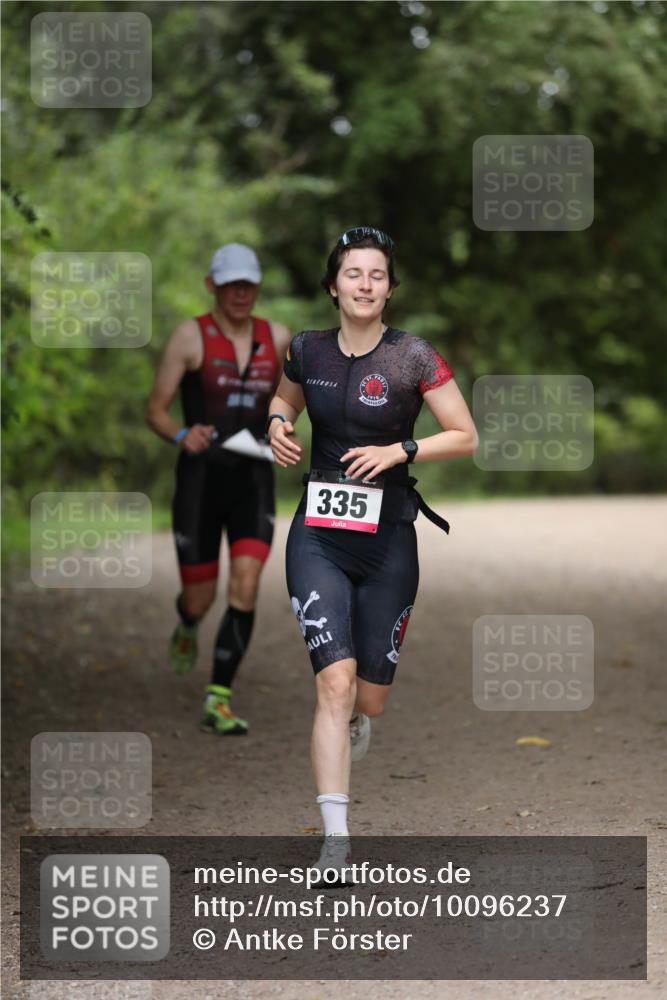 30.08.2026 - Elbe Triathlon Hamburg Antke Förster http://msf.ph/oto/10096237 30.08.2026 10:13:42 Laufen 335, 16 meine-sportfotos.de