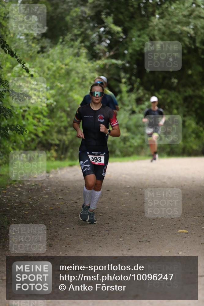 30.08.2026 - Elbe Triathlon Hamburg Antke Förster http://msf.ph/oto/10096247 30.08.2026 10:13:57 Laufen 393 meine-sportfotos.de