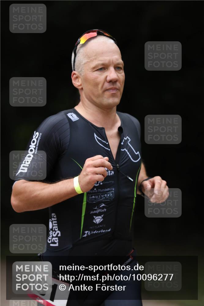 30.08.2026 - Elbe Triathlon Hamburg Antke Förster http://msf.ph/oto/10096277 30.08.2026 10:14:09 Laufen 191 meine-sportfotos.de