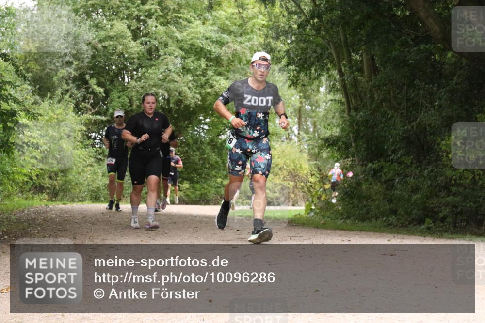 30.08.2026 - Elbe Triathlon Hamburg Antke Förster http://msf.ph/oto/10096286 30.08.2026 10:18:58 Laufen 85 meine-sportfotos.de