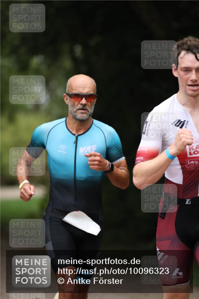 30.08.2026 - Elbe Triathlon Hamburg Antke Förster http://msf.ph/oto/10096323 30.08.2026 10:15:23 Laufen  meine-sportfotos.de