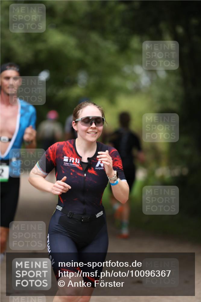 30.08.2026 - Elbe Triathlon Hamburg Antke Förster http://msf.ph/oto/10096367 30.08.2026 10:15:57 Laufen  meine-sportfotos.de