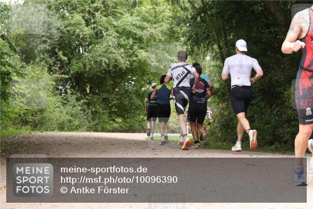 30.08.2026 - Elbe Triathlon Hamburg Antke Förster http://msf.ph/oto/10096390 30.08.2026 10:21:00 Laufen 16 meine-sportfotos.de