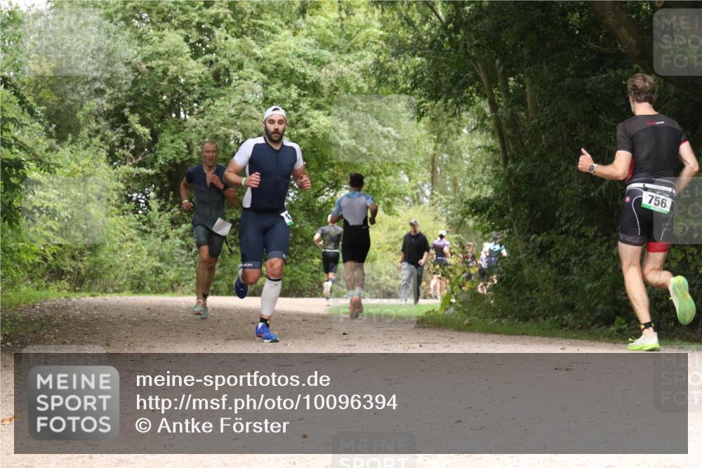 30.08.2026 - Elbe Triathlon Hamburg Antke Förster http://msf.ph/oto/10096394 30.08.2026 10:21:14 Laufen 756 meine-sportfotos.de
