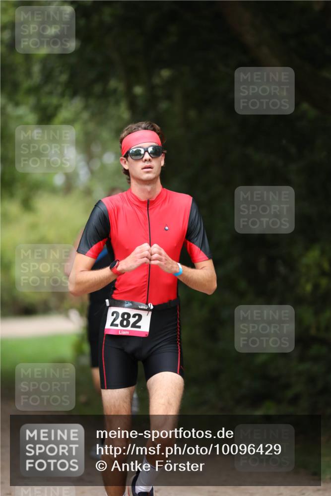 30.08.2026 - Elbe Triathlon Hamburg Antke Förster http://msf.ph/oto/10096429 30.08.2026 10:16:34 Laufen 282 meine-sportfotos.de