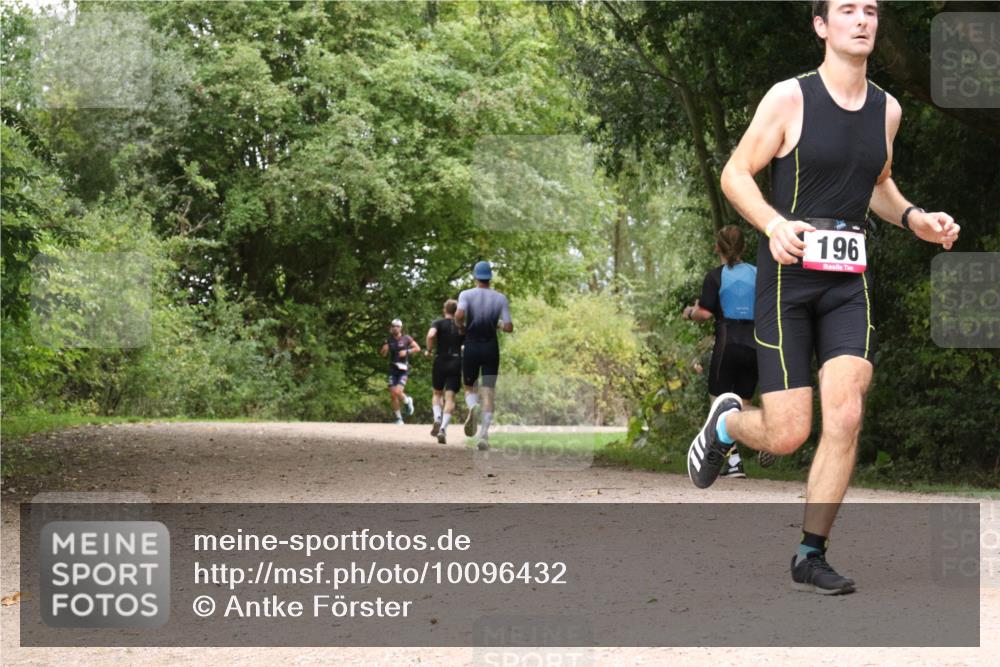 30.08.2026 - Elbe Triathlon Hamburg Antke Förster http://msf.ph/oto/10096432 30.08.2026 10:21:52 Laufen 196 meine-sportfotos.de