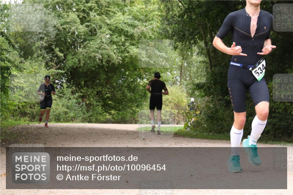 30.08.2026 - Elbe Triathlon Hamburg Antke Förster http://msf.ph/oto/10096454 30.08.2026 10:22:17 Laufen 534 meine-sportfotos.de