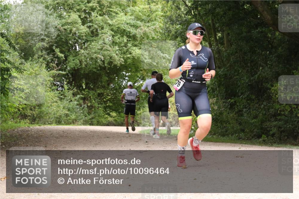 30.08.2026 - Elbe Triathlon Hamburg Antke Förster http://msf.ph/oto/10096464 30.08.2026 10:22:23 Laufen 2, 76 meine-sportfotos.de