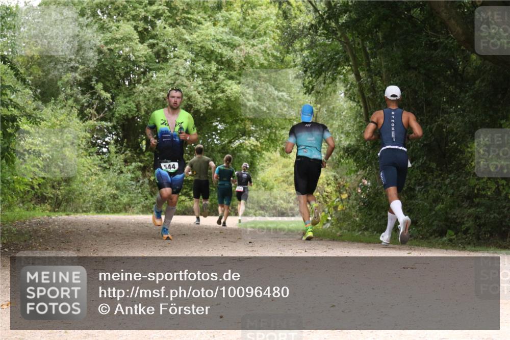 30.08.2026 - Elbe Triathlon Hamburg Antke Förster http://msf.ph/oto/10096480 30.08.2026 10:22:44 Laufen 544 meine-sportfotos.de
