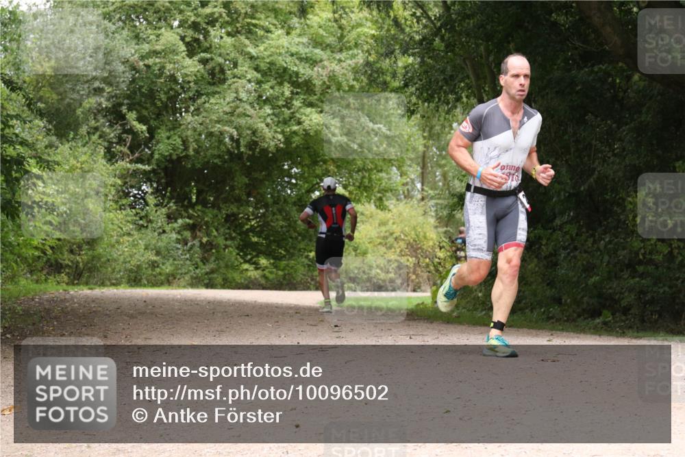 30.08.2026 - Elbe Triathlon Hamburg Antke Förster http://msf.ph/oto/10096502 30.08.2026 10:23:02 Laufen  meine-sportfotos.de