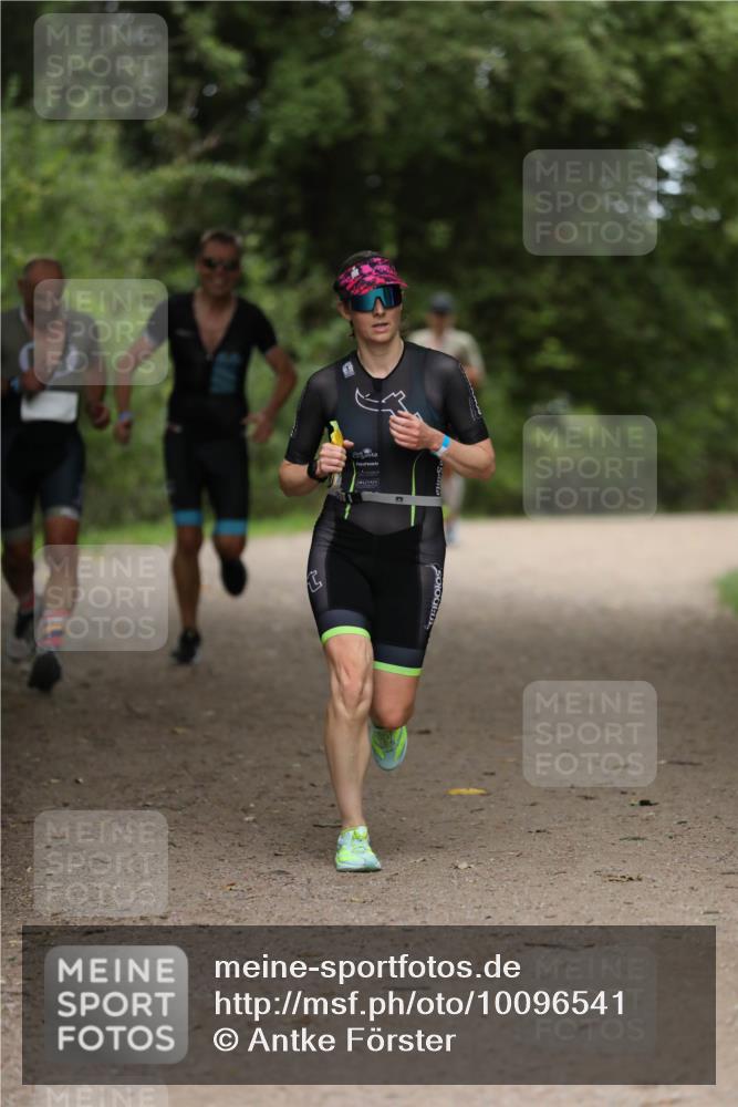 30.08.2026 - Elbe Triathlon Hamburg Antke Förster http://msf.ph/oto/10096541 30.08.2026 10:17:51 Laufen  meine-sportfotos.de