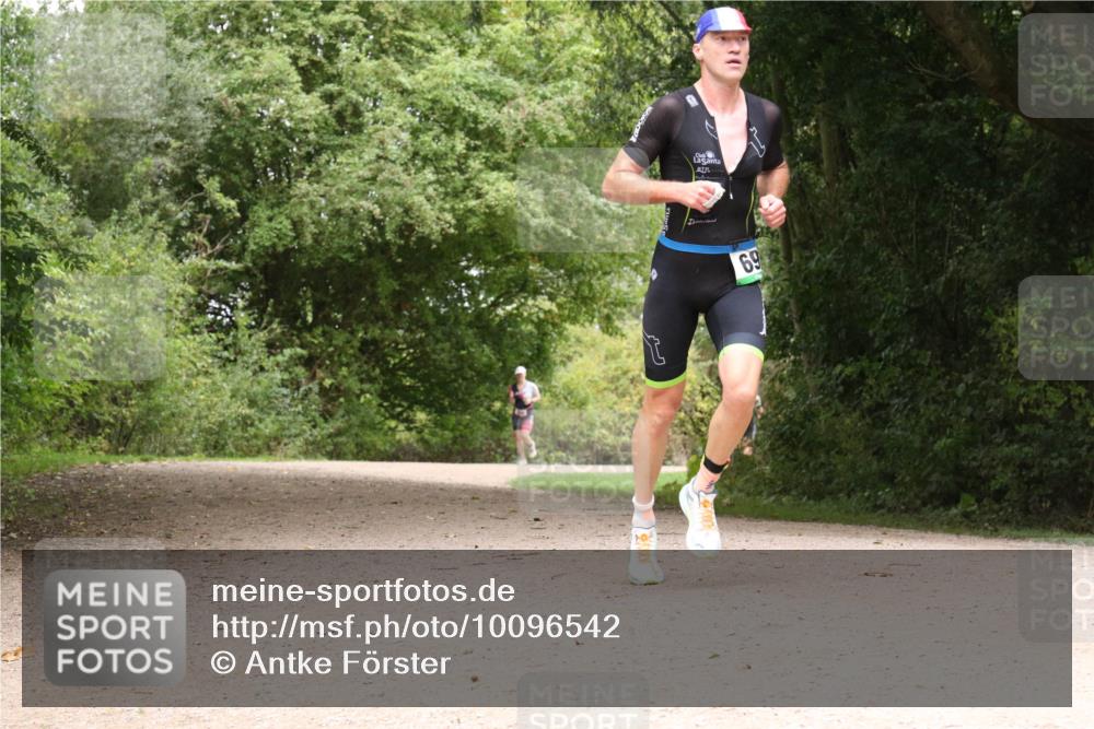 30.08.2026 - Elbe Triathlon Hamburg Antke Förster http://msf.ph/oto/10096542 30.08.2026 10:23:41 Laufen 69 meine-sportfotos.de