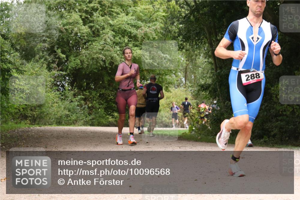 30.08.2026 - Elbe Triathlon Hamburg Antke Förster http://msf.ph/oto/10096568 30.08.2026 10:24:03 Laufen 288 meine-sportfotos.de