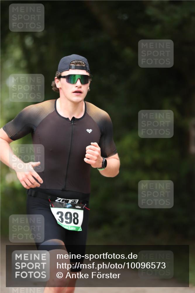 30.08.2026 - Elbe Triathlon Hamburg Antke Förster http://msf.ph/oto/10096573 30.08.2026 10:18:10 Laufen 398 meine-sportfotos.de