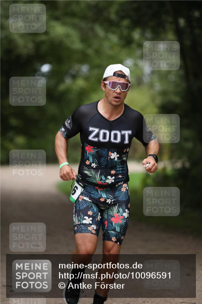 30.08.2026 - Elbe Triathlon Hamburg Antke Förster http://msf.ph/oto/10096591 30.08.2026 10:18:59 Laufen  meine-sportfotos.de