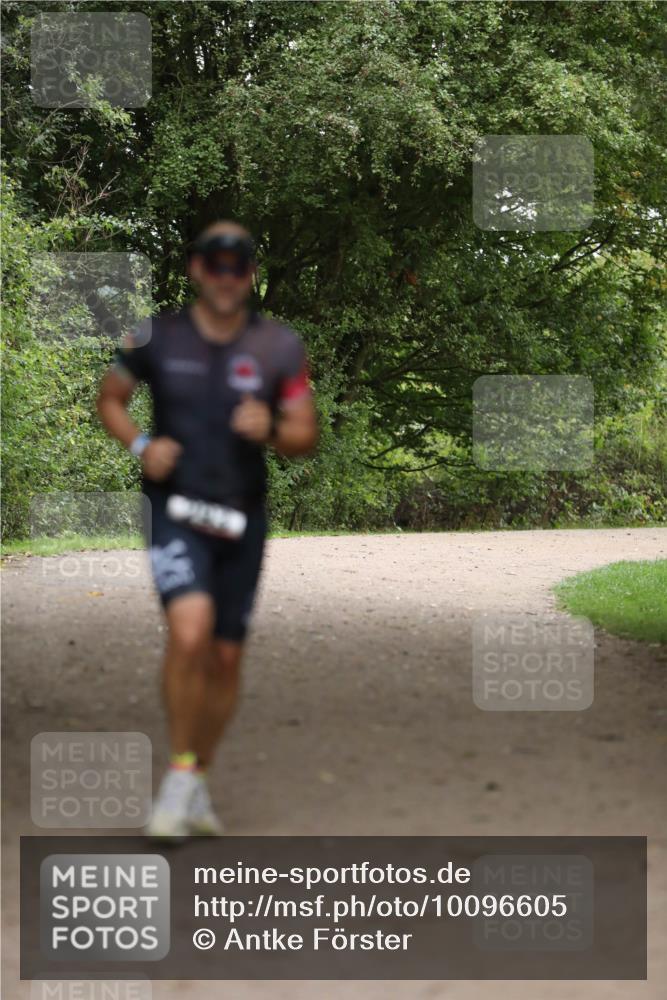 30.08.2026 - Elbe Triathlon Hamburg Antke Förster http://msf.ph/oto/10096605 30.08.2026 10:19:08 Laufen  meine-sportfotos.de