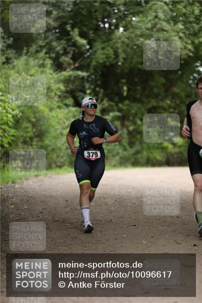 30.08.2026 - Elbe Triathlon Hamburg Antke Förster http://msf.ph/oto/10096617 30.08.2026 10:19:22 Laufen 379 meine-sportfotos.de