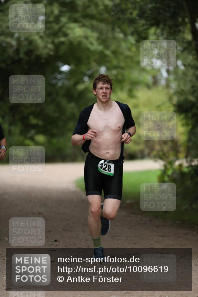 30.08.2026 - Elbe Triathlon Hamburg Antke Förster http://msf.ph/oto/10096619 30.08.2026 10:19:23 Laufen 28 meine-sportfotos.de