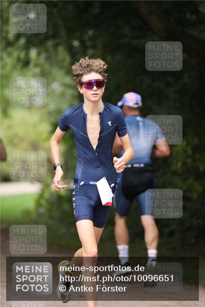30.08.2026 - Elbe Triathlon Hamburg Antke Förster http://msf.ph/oto/10096651 30.08.2026 10:19:59 Laufen  meine-sportfotos.de